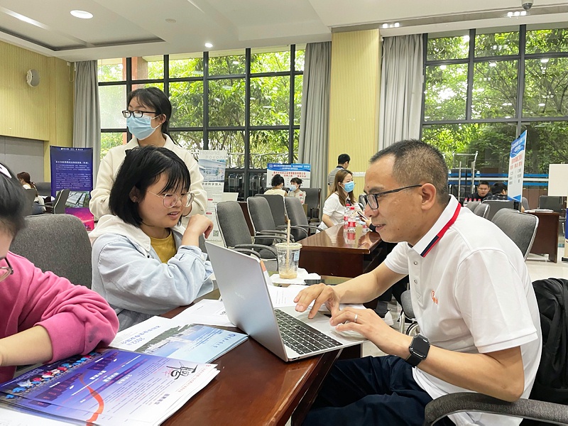 五四青年節(jié)，致敬青春不負韶華